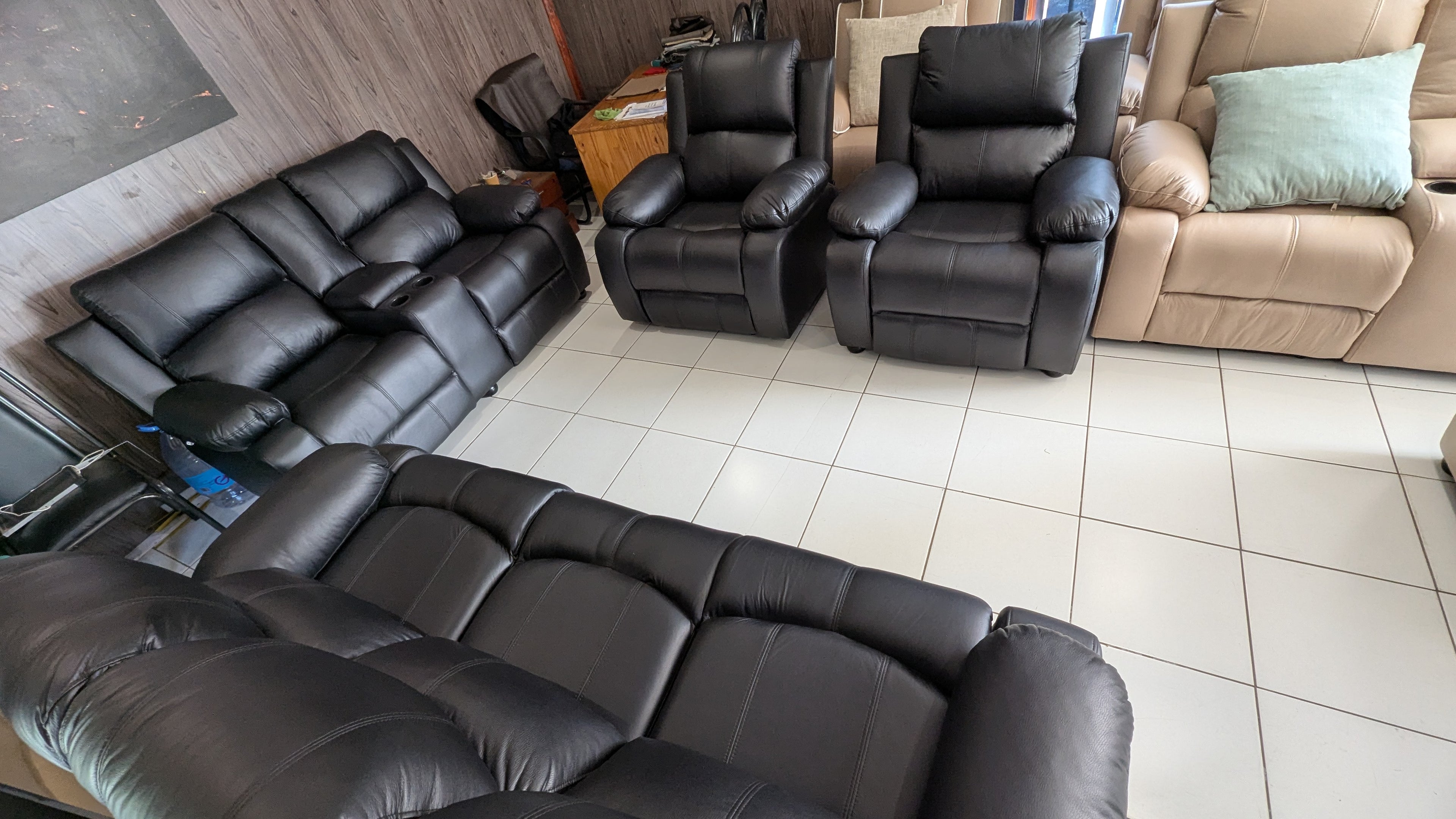 7-Seater Black Buffalo Fabric Lounge Suite with Console & Cup Holders