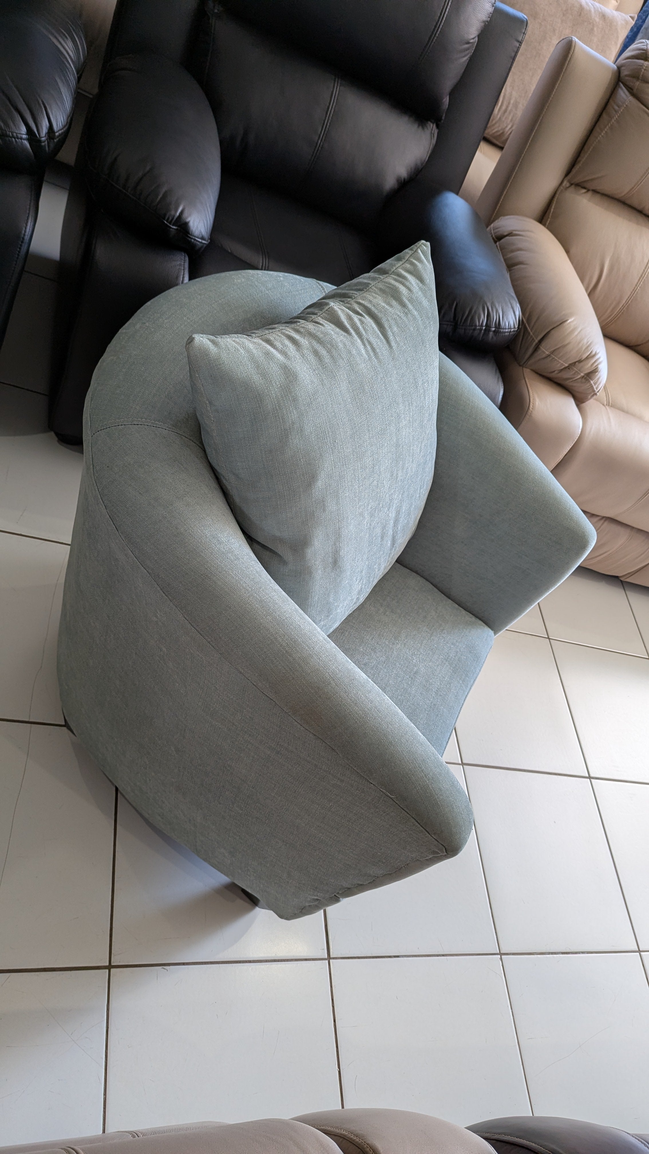 Cozy Tub Chair